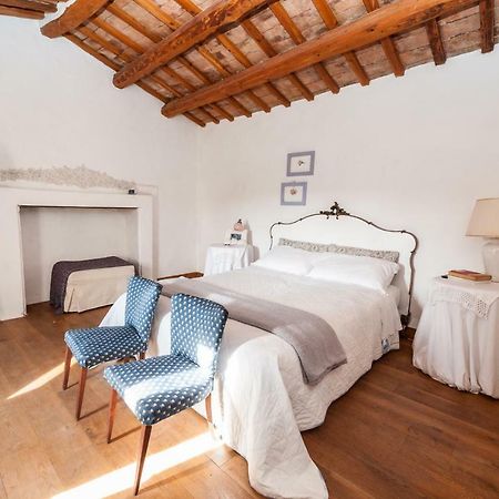 Bed and Breakfast Le Bumbarelle Tavoleto Екстер'єр фото