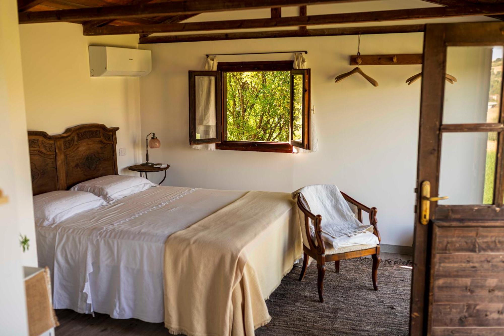 Bed and Breakfast Le Bumbarelle Tavoleto Екстер'єр фото
