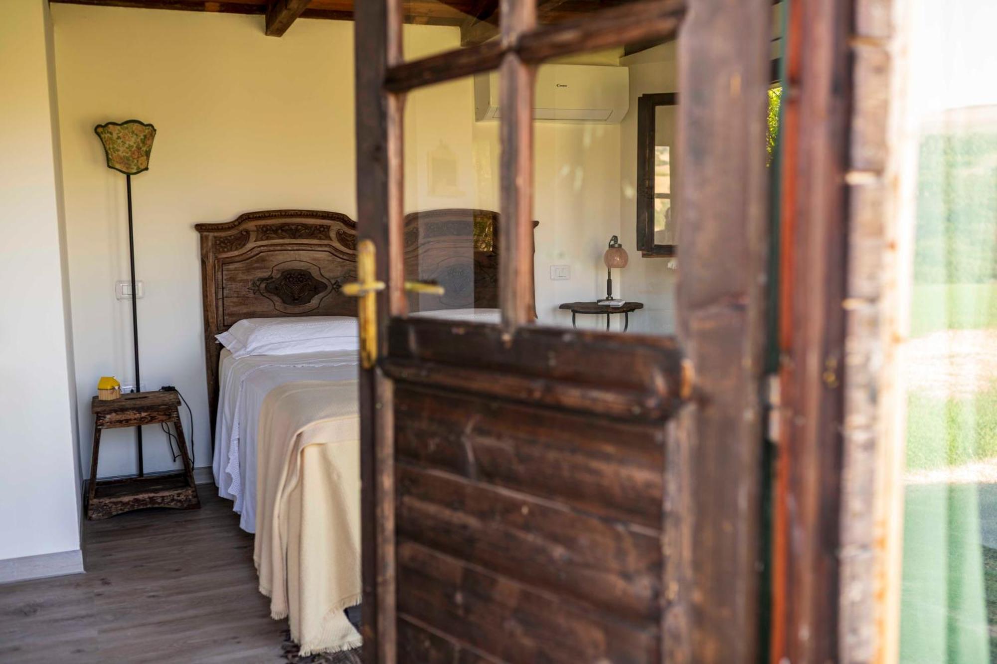 Bed and Breakfast Le Bumbarelle Tavoleto Екстер'єр фото