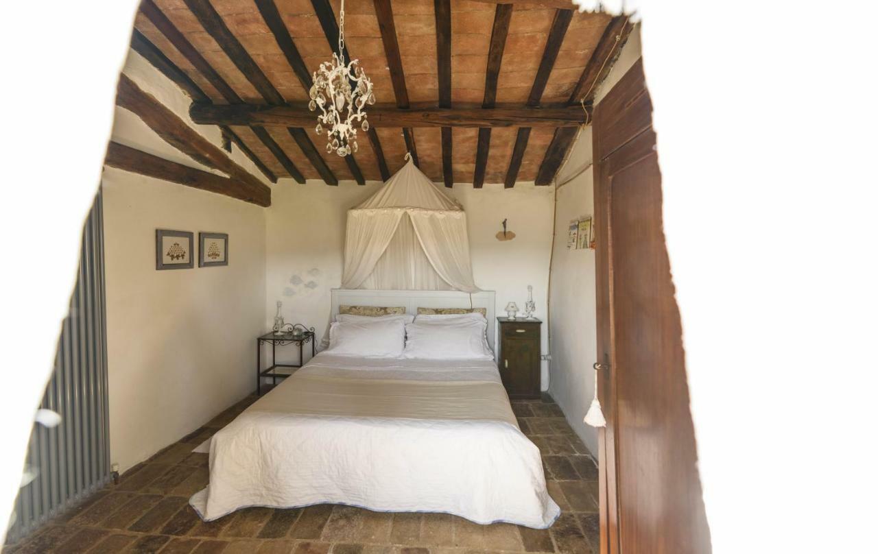 Bed and Breakfast Le Bumbarelle Tavoleto Екстер'єр фото
