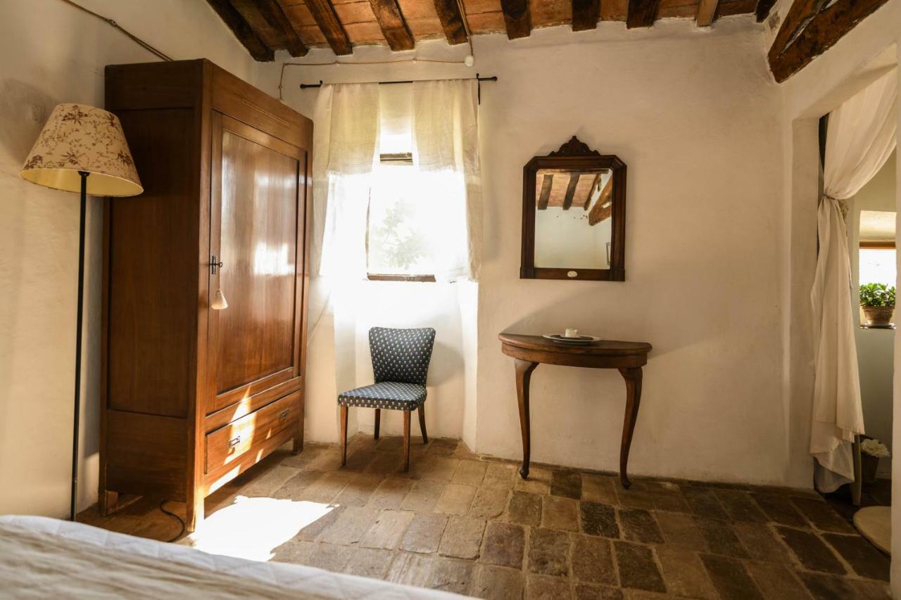 Bed and Breakfast Le Bumbarelle Tavoleto Екстер'єр фото